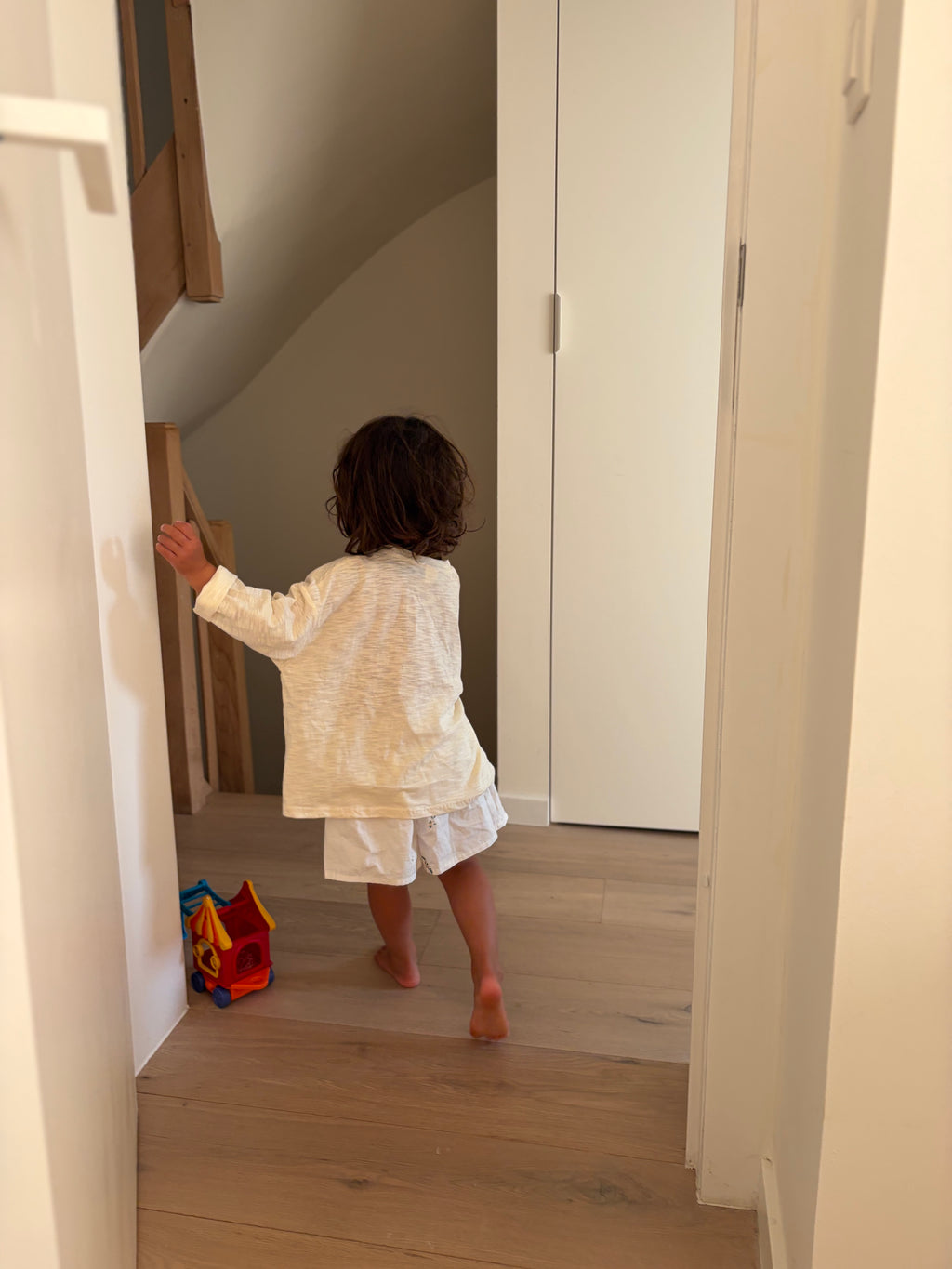 creme oversize t-shirt met lange mouwen