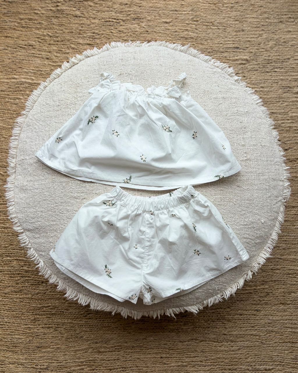 Colette flowy short