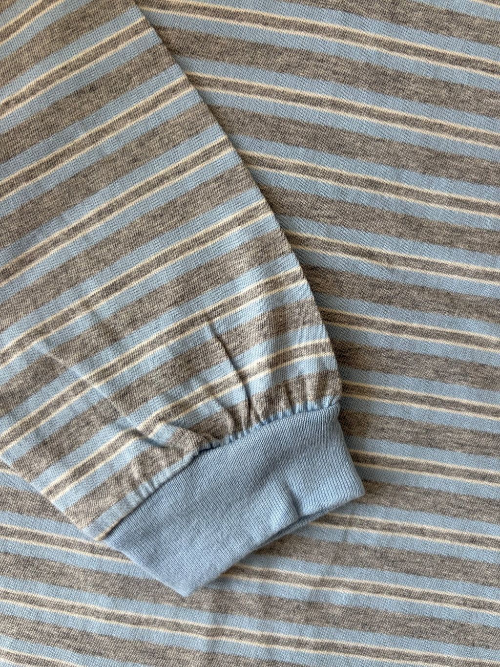 Gestreepte dunne sweater