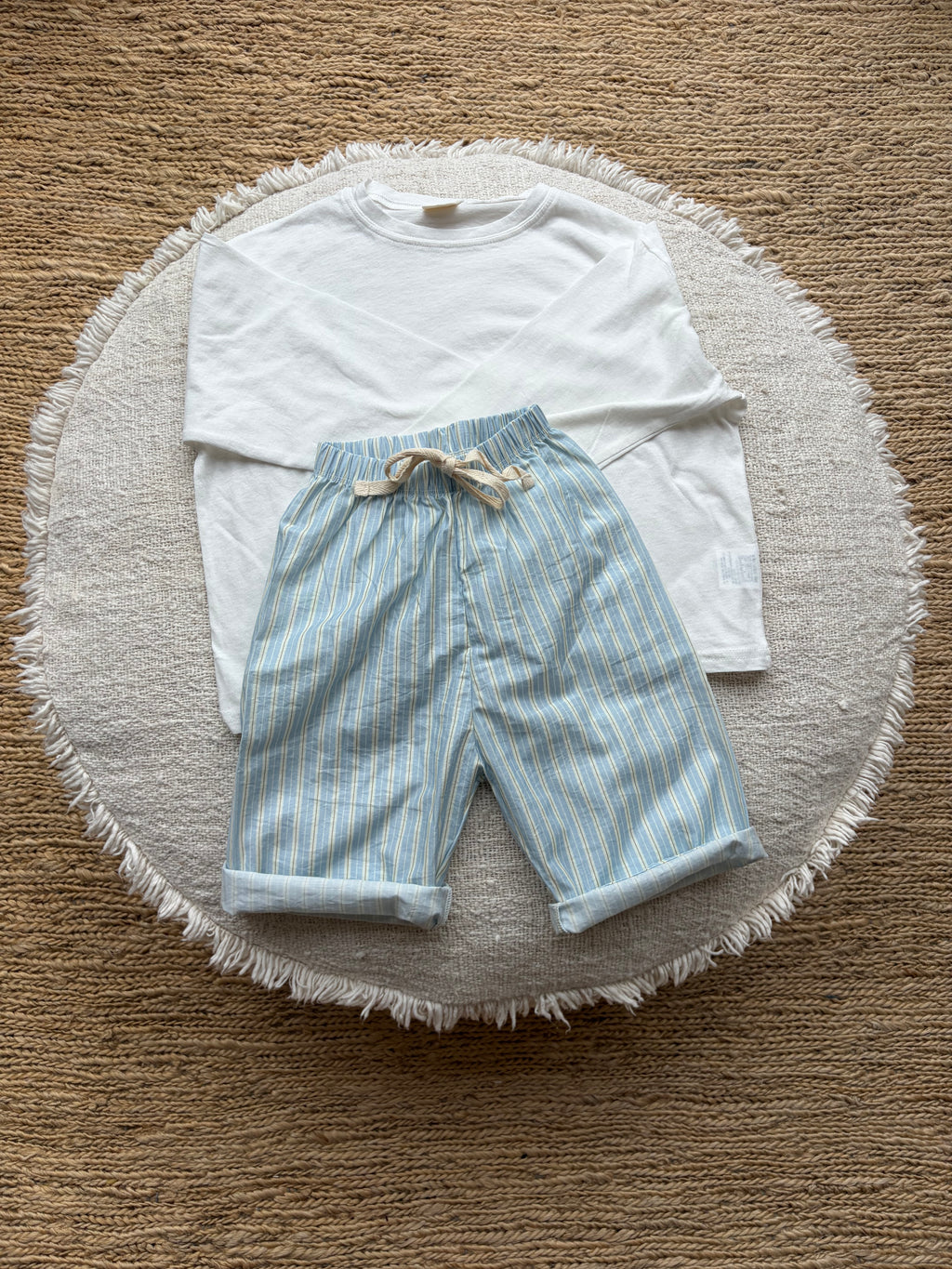 witte oversize t-shirt met lange mouwen