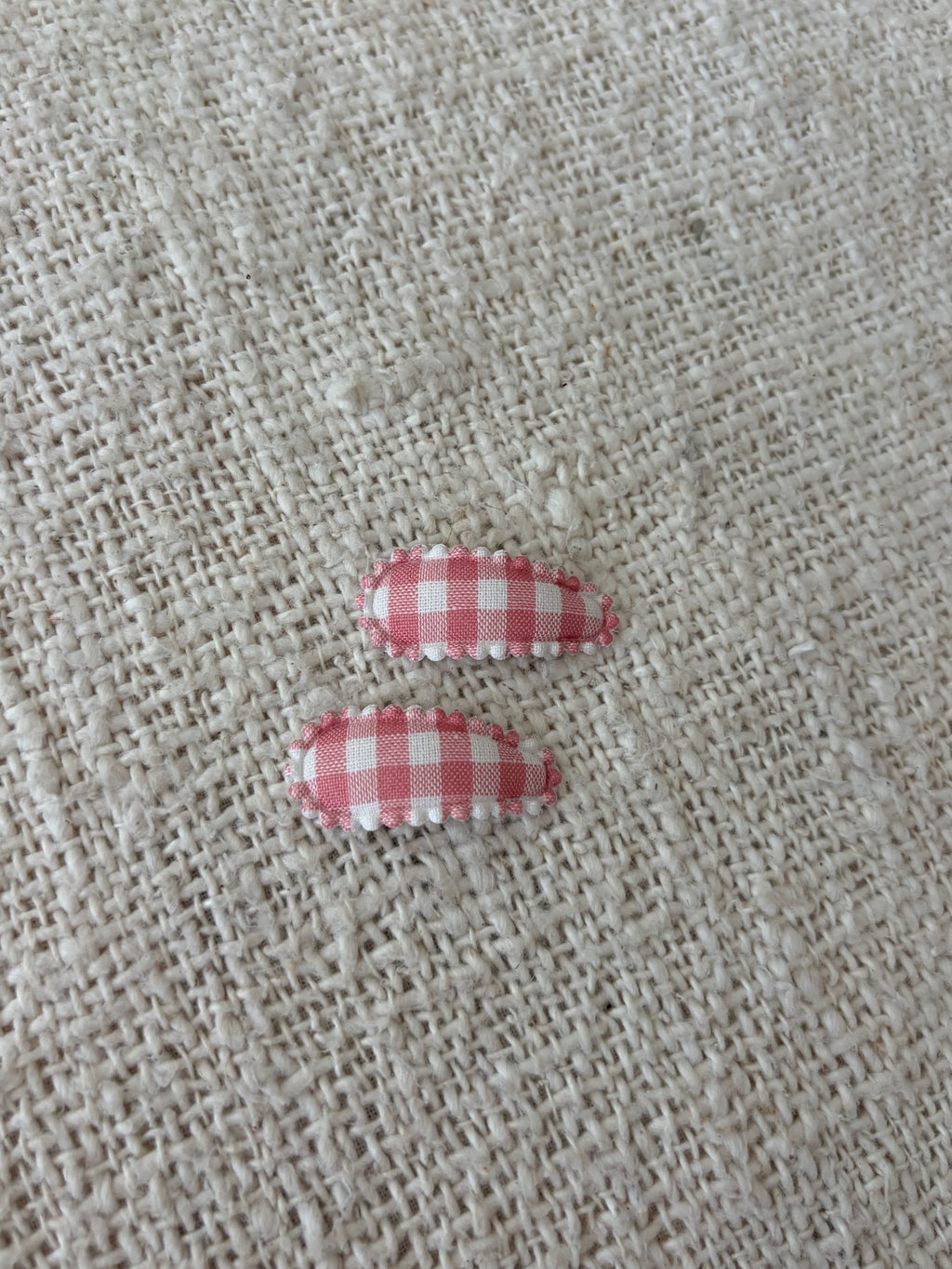 2 baby haar clipjes roze geruit