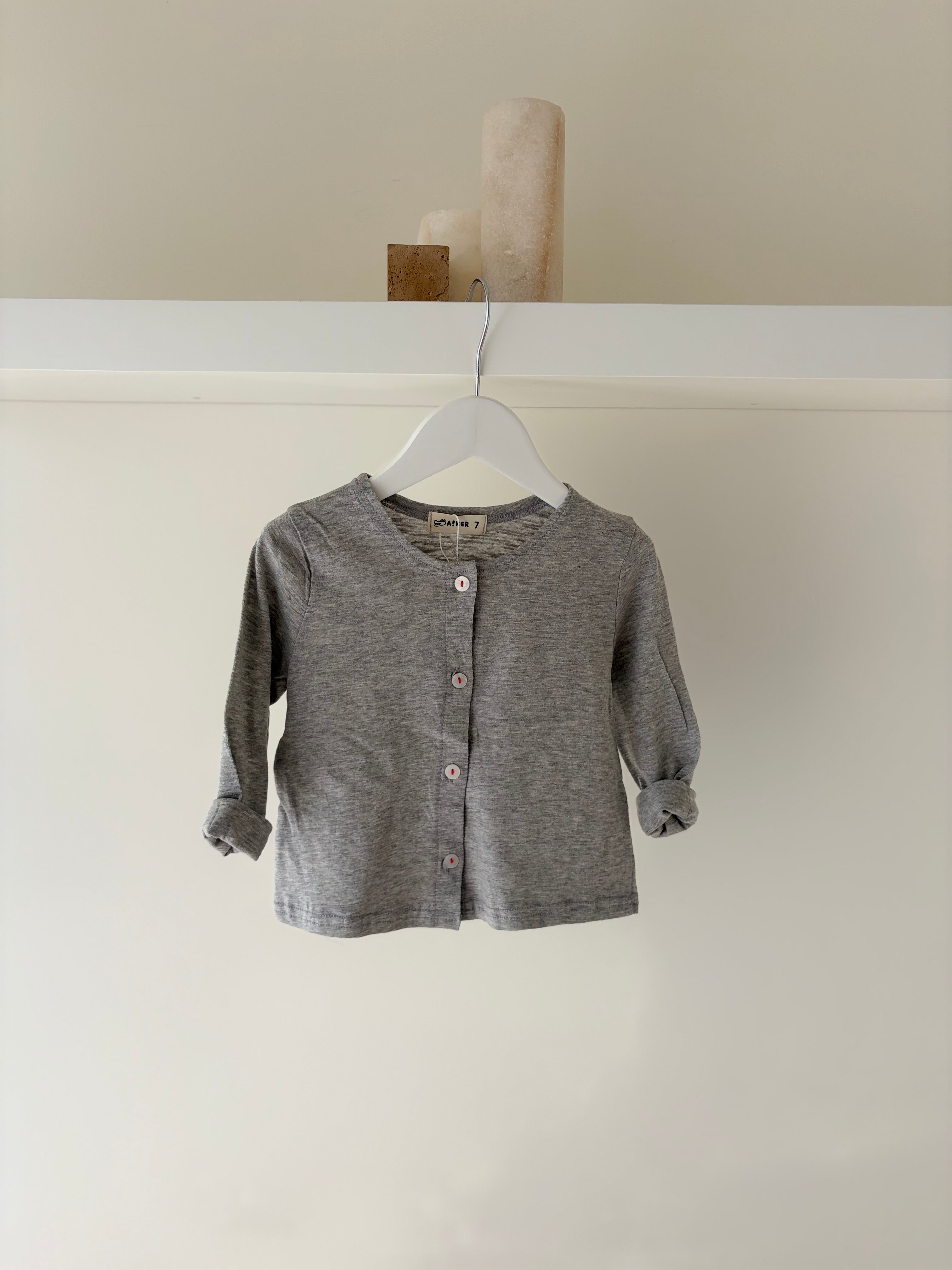 baby vestje met leuke knoopjes