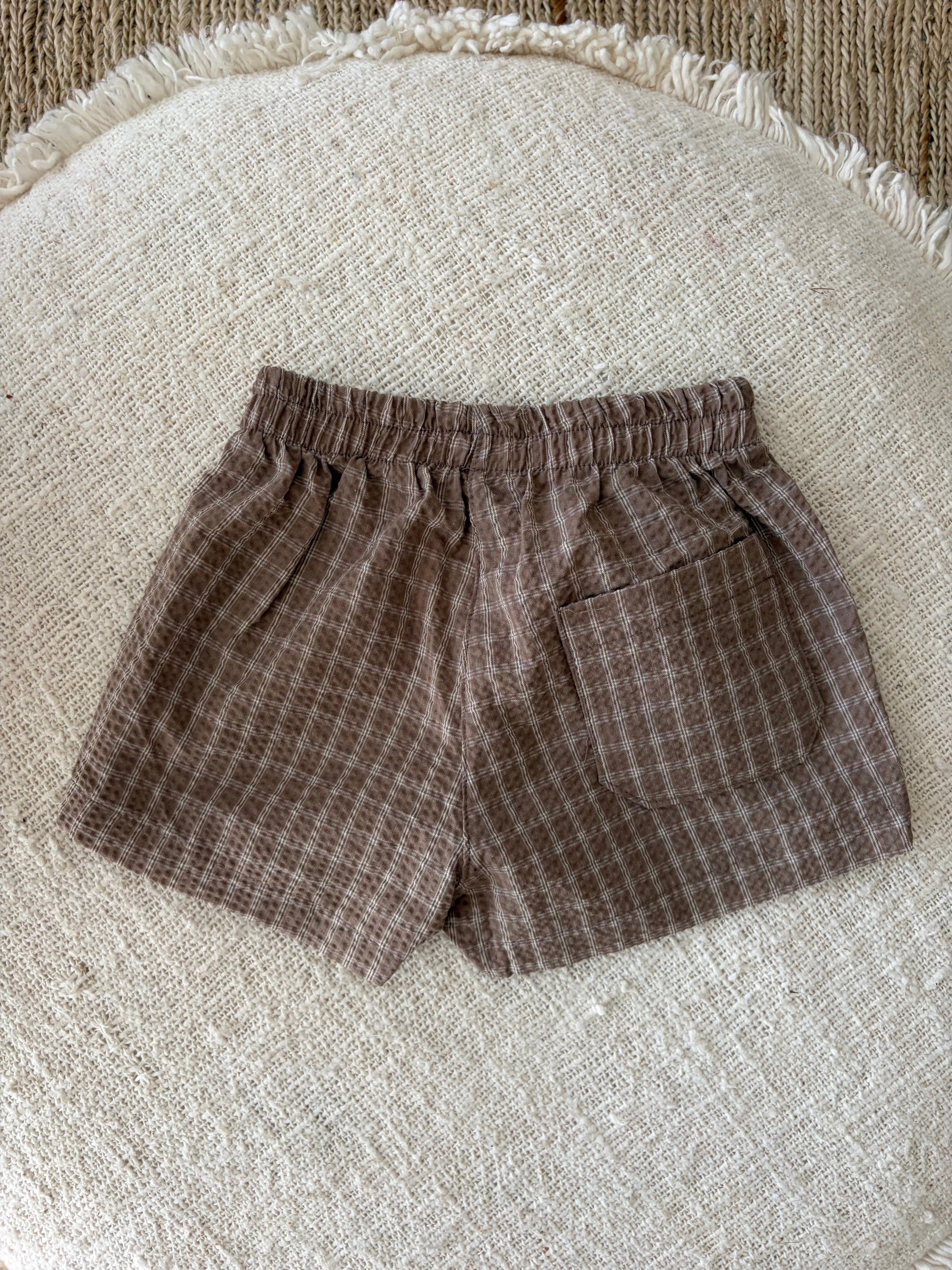 Geruite short - chocolade bruin