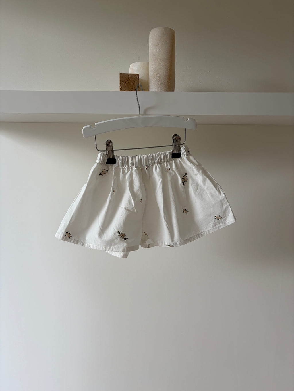 Colette flowy short