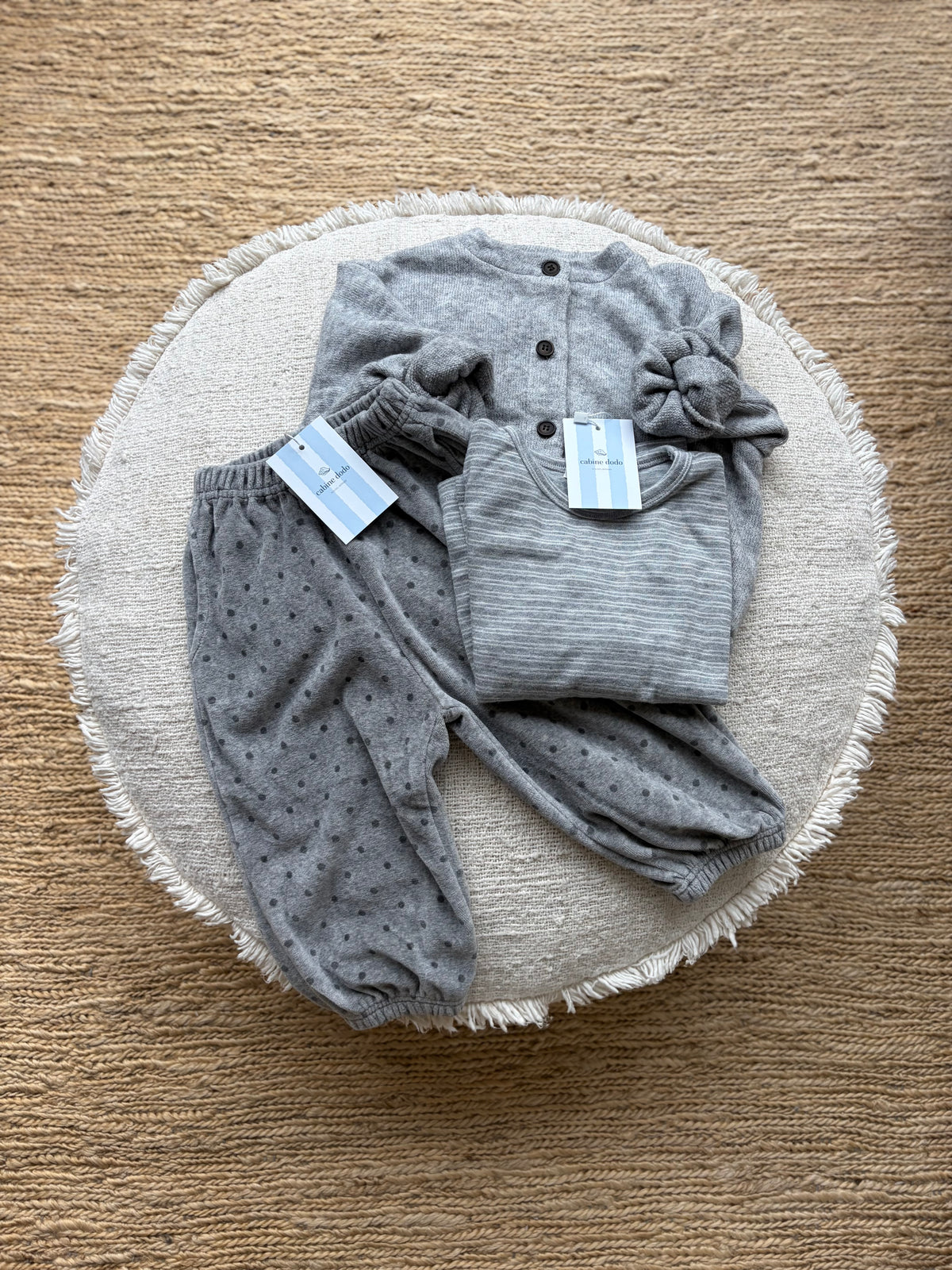 Velvet jogger met bolletjes 