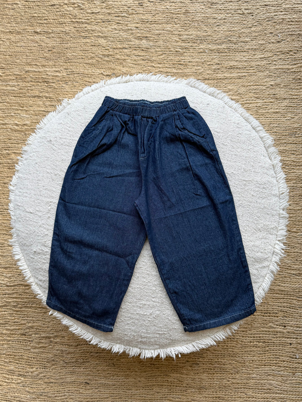Wide jeans -dark