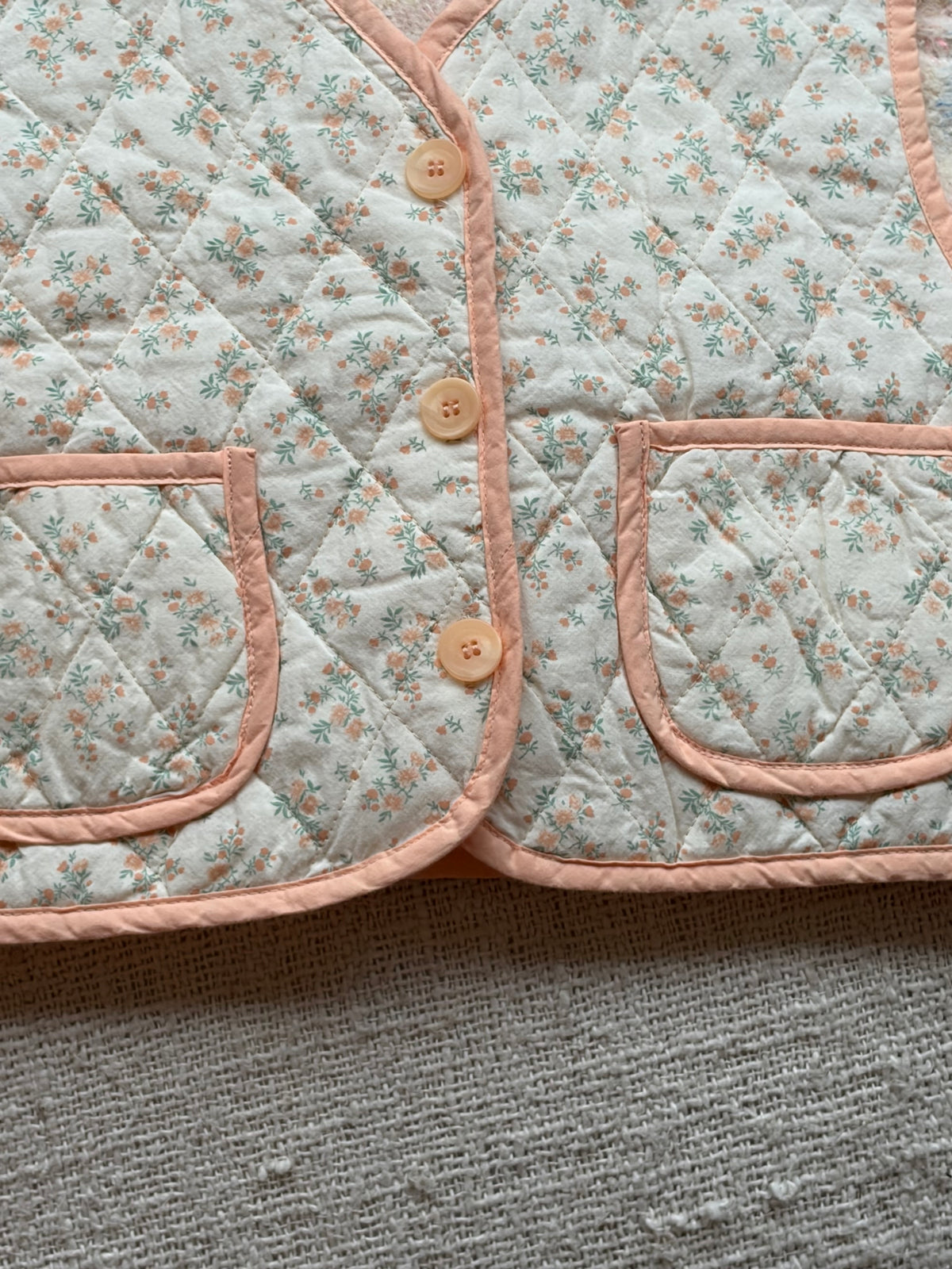 Flower bodywarmer