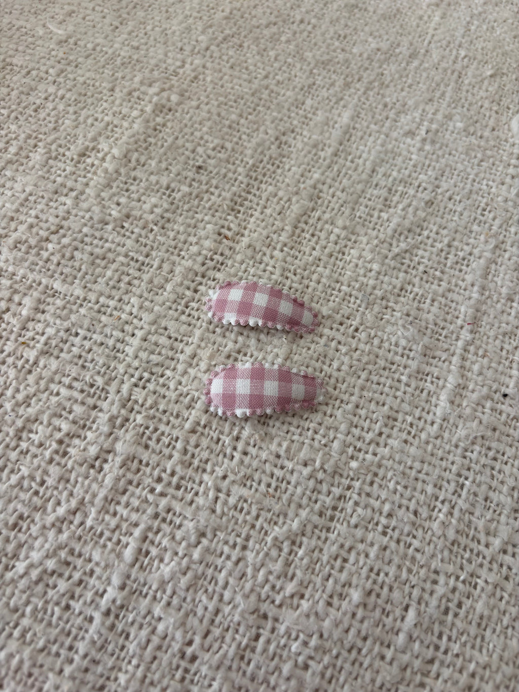 2 baby haarclipjes oudroze
