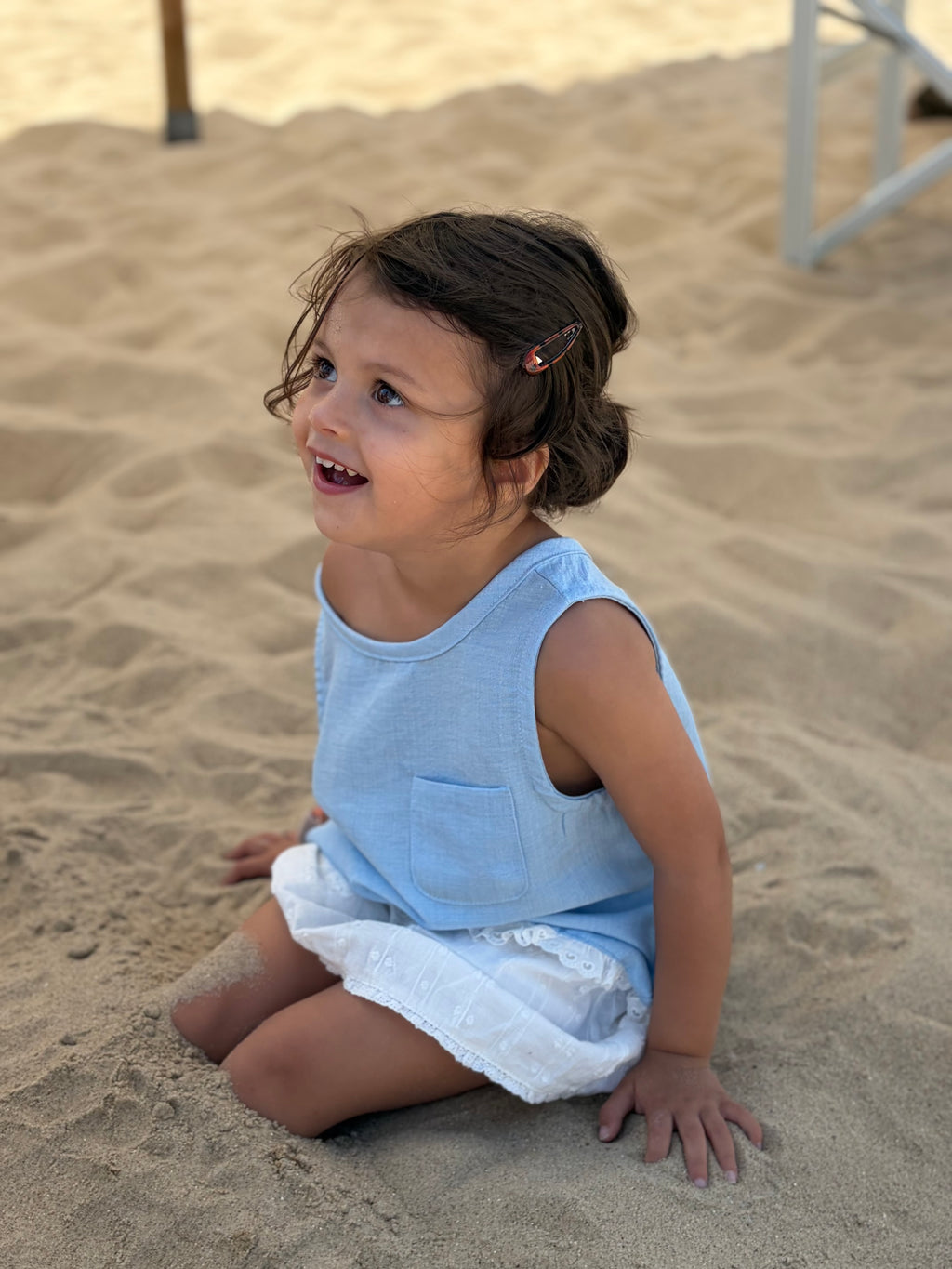 Louise split top - baby blue of ivory 