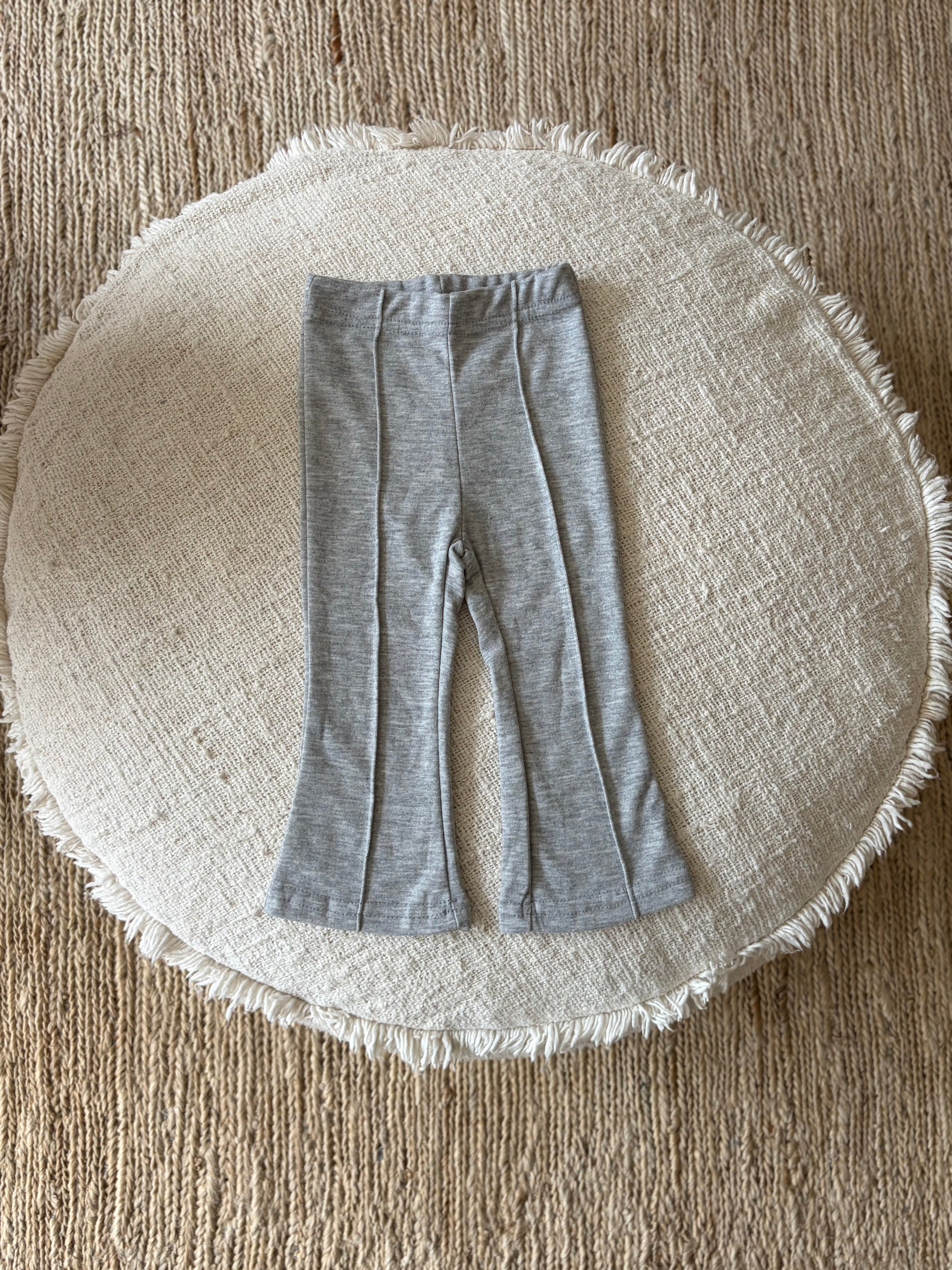 baby bootcut broek