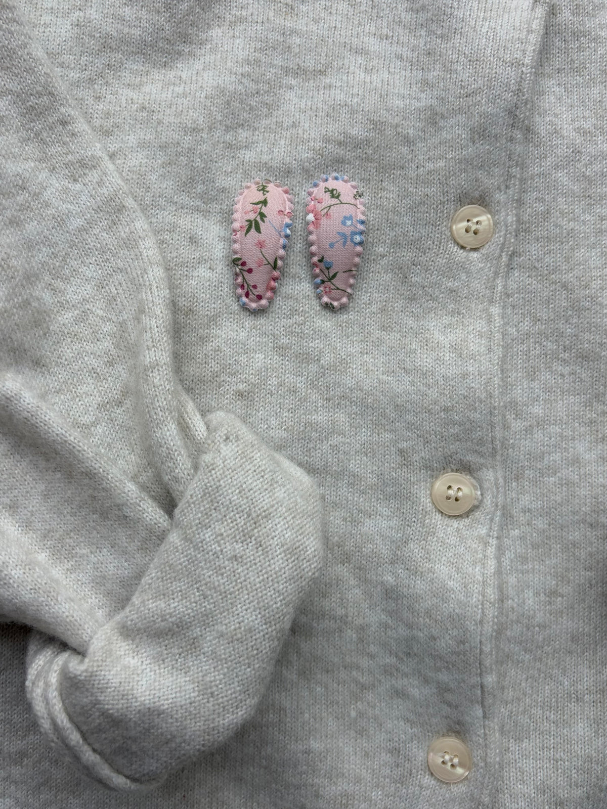 2 baby hair clips plummet floral
