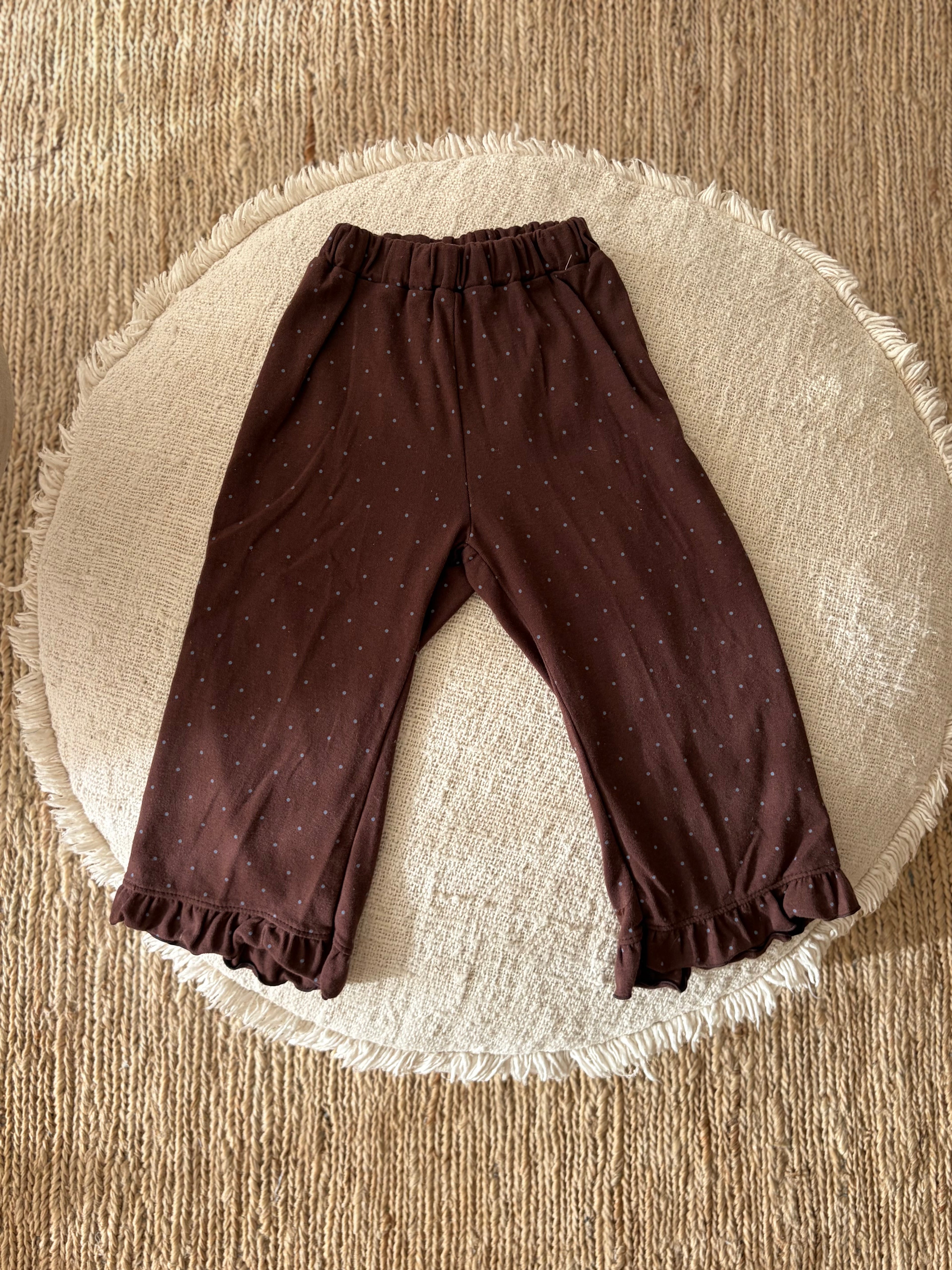 Bruine ruche broek met bolletjes
