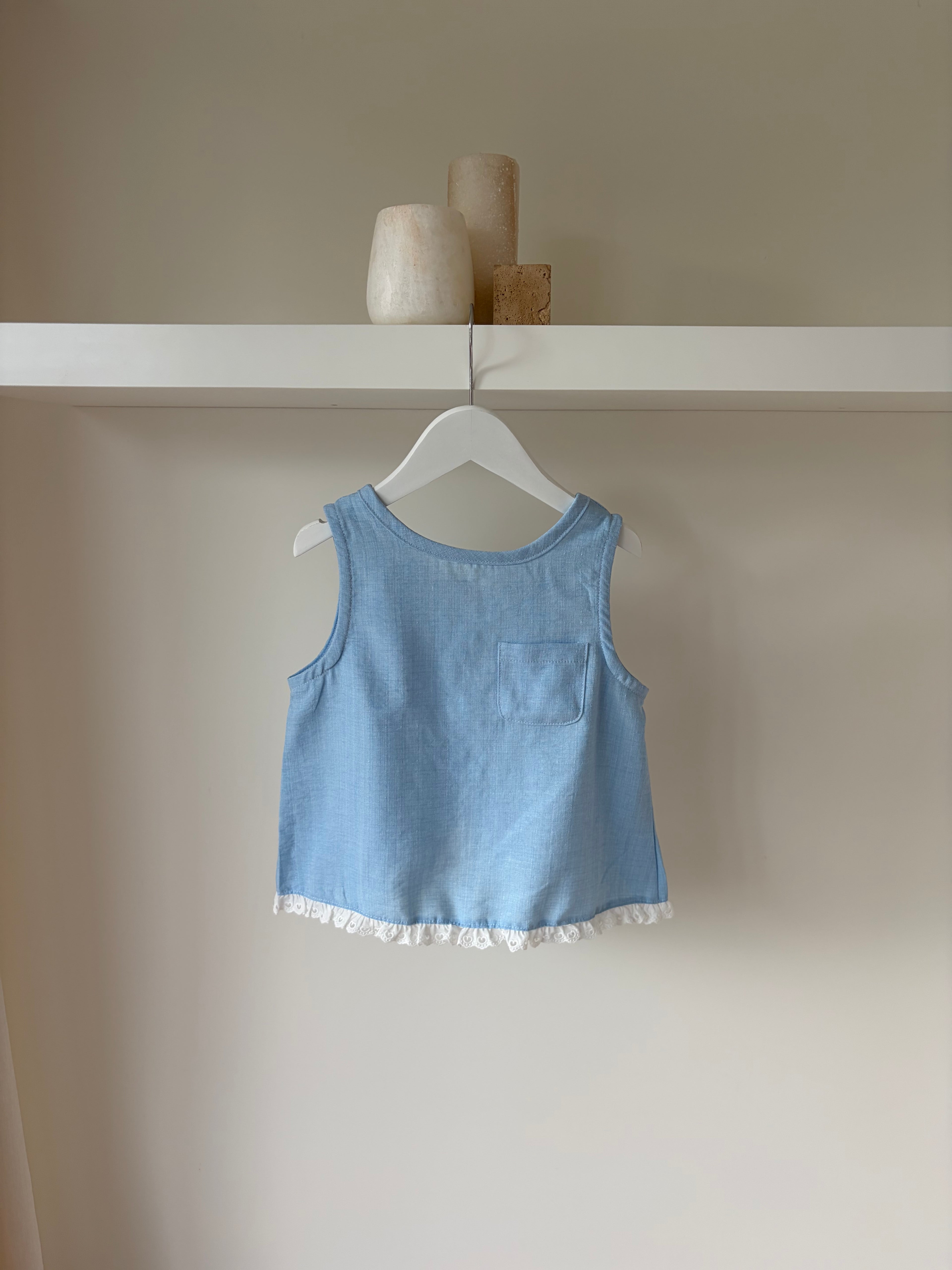 Louise split top - baby blue of ivory 