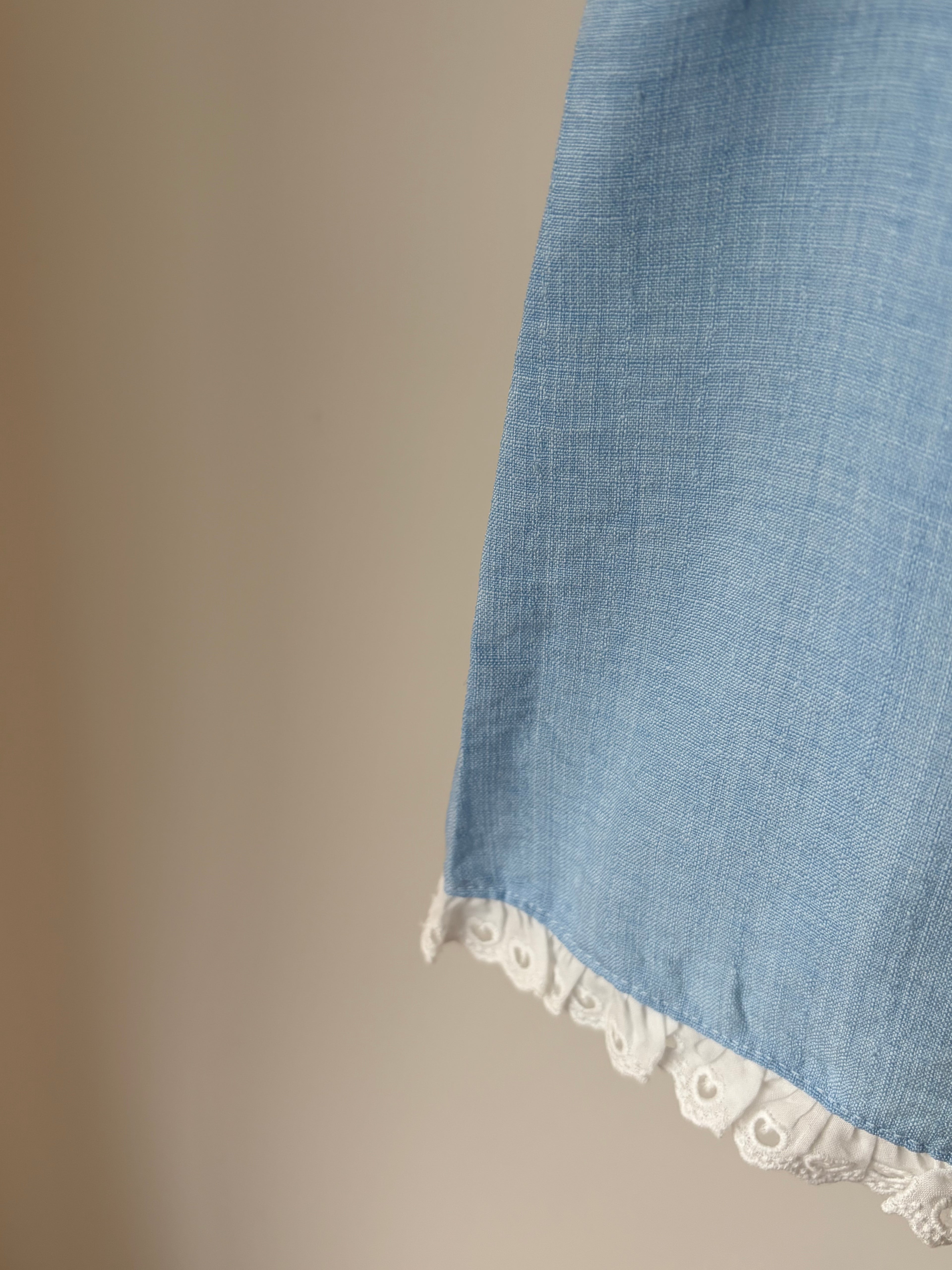Louise split top - baby blue of ivory 