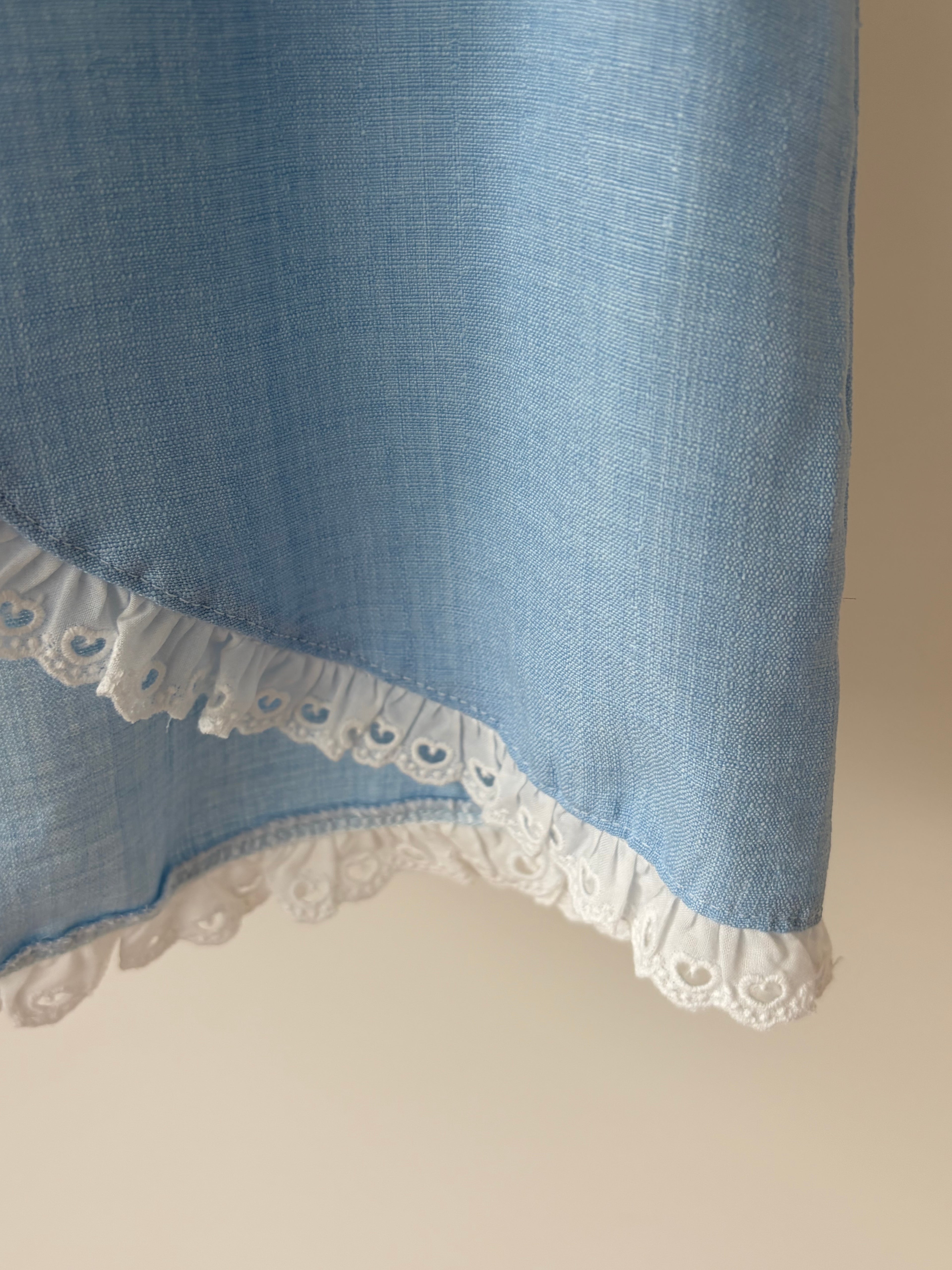 Louise split top - baby blue of ivory 