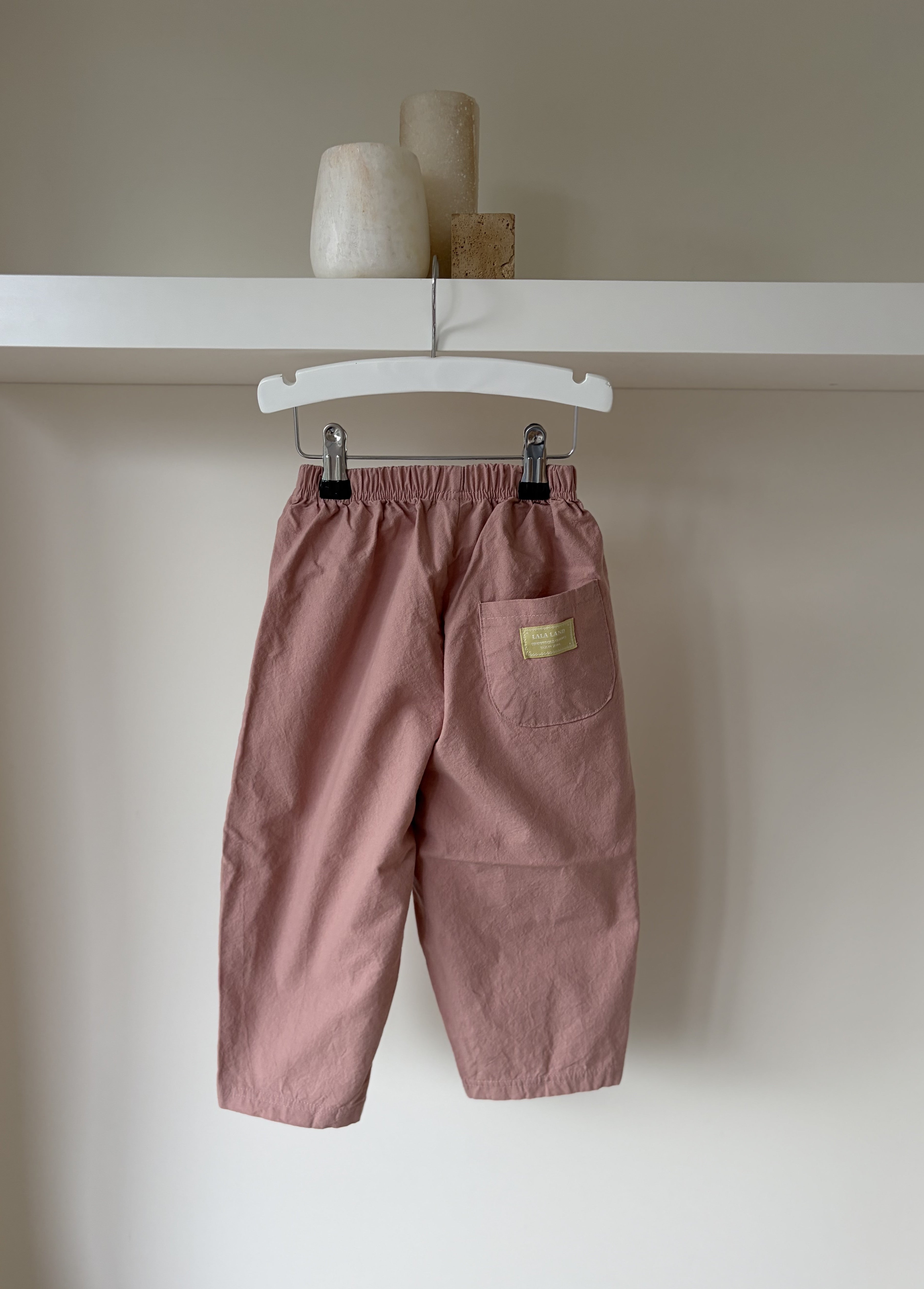 Baggy broek - zachte kleur & relaxte fit
