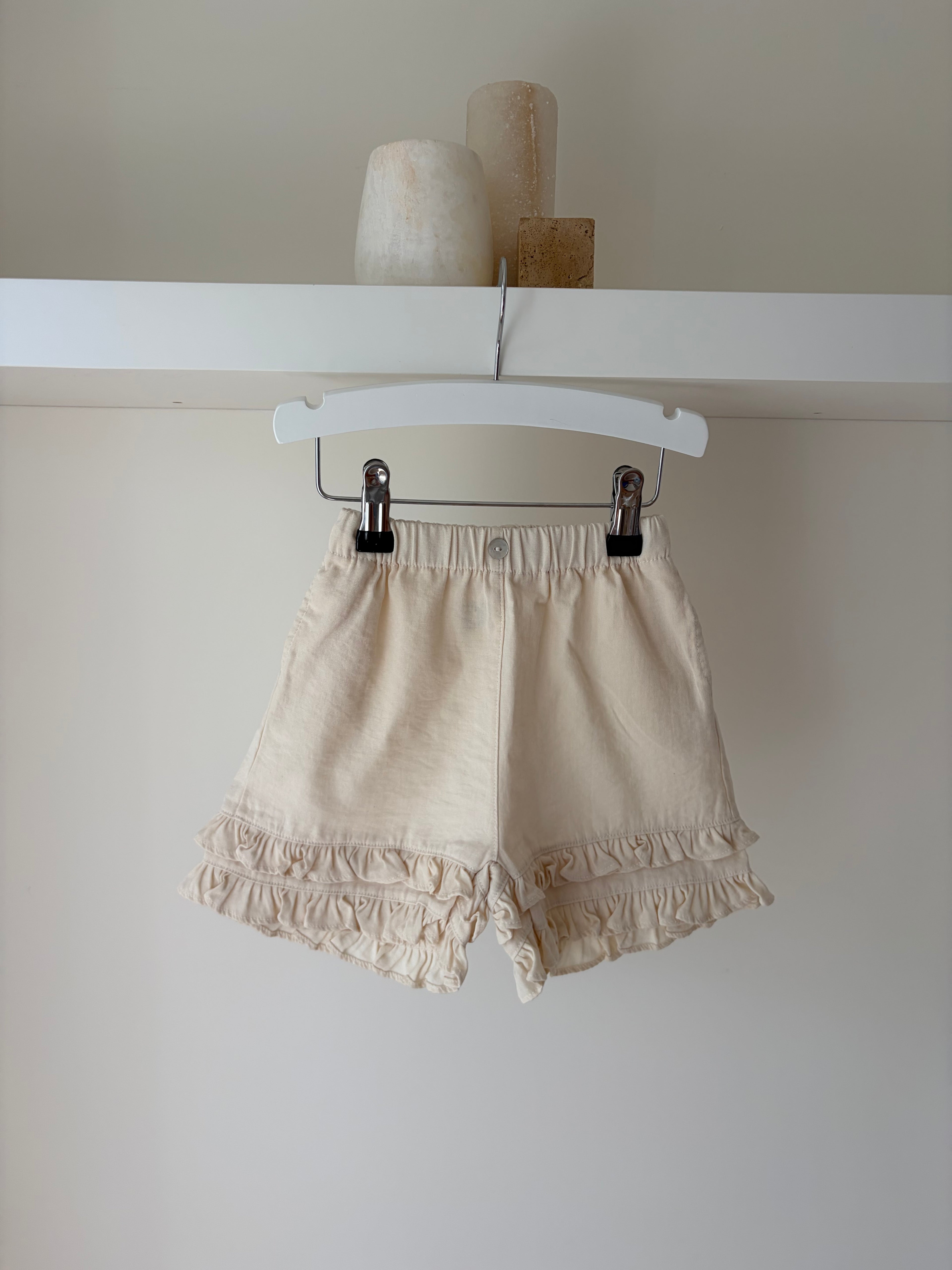 Short met ruches - beige