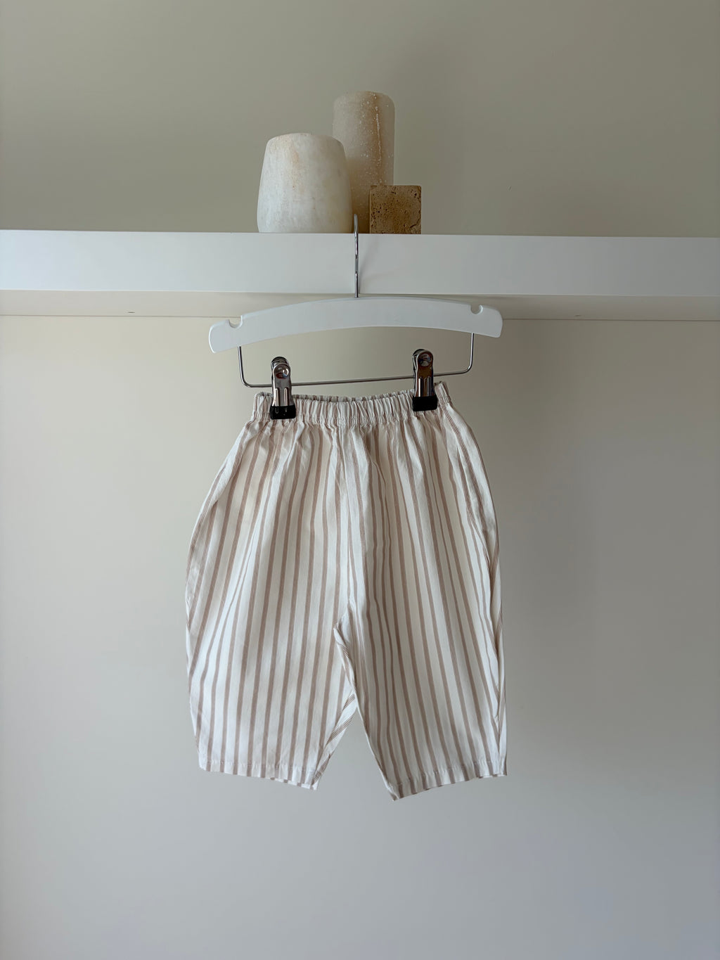 Gestreepte broek - beige