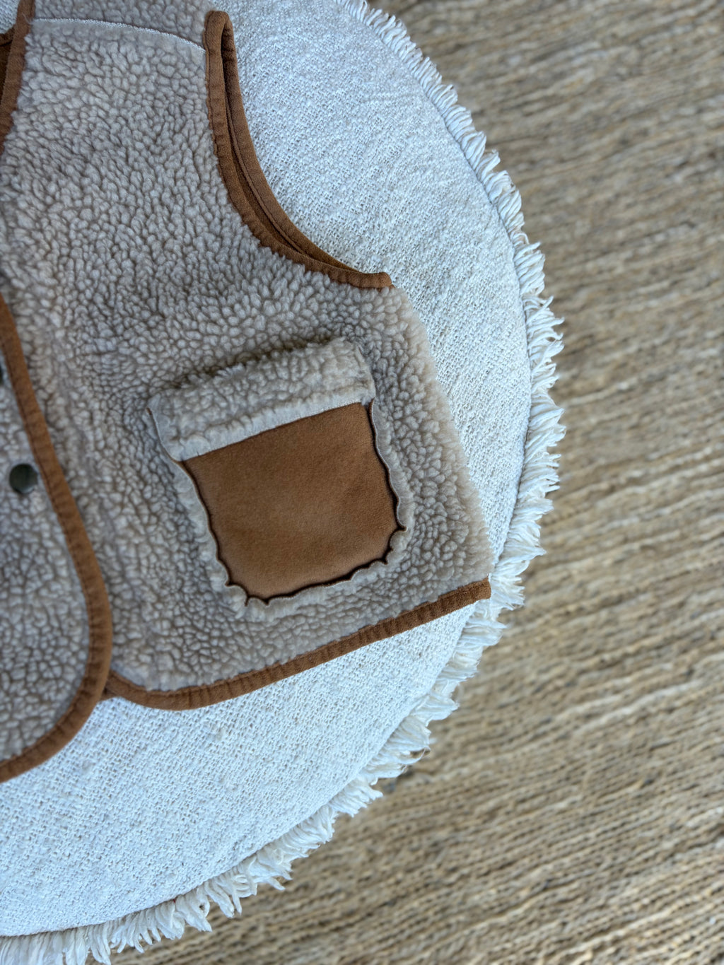 Reversible teddy bodywarmer
